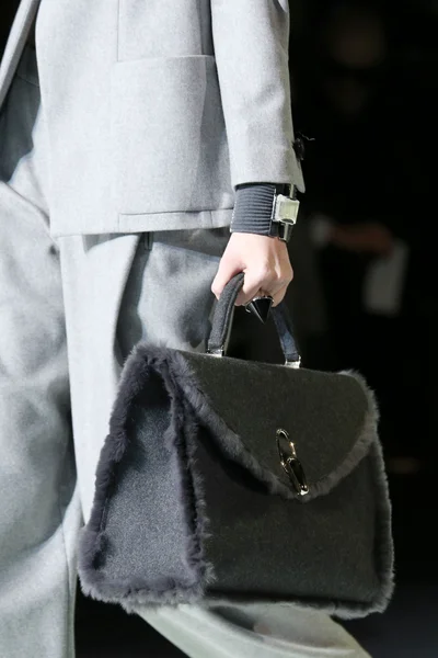 Look 5